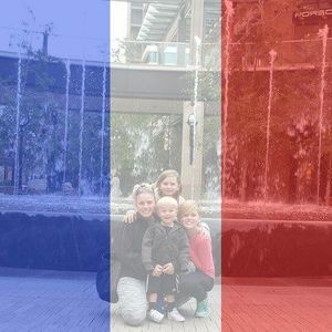 Meet your Posher, Loreena