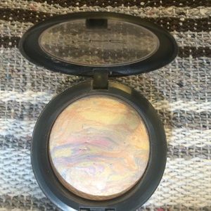 MAC LIGHTSCAPADE MSF