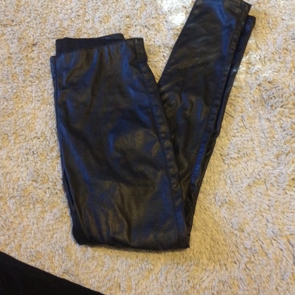Faux Leather leggings