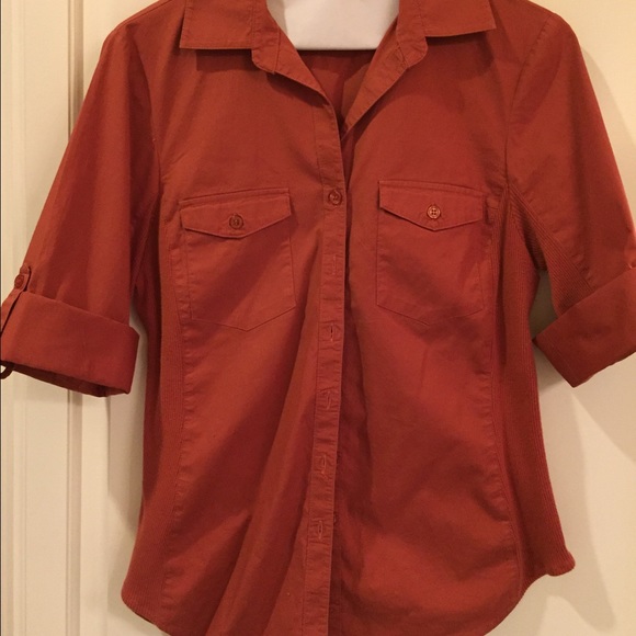 Fall rust colored short sleeve fitted blouse