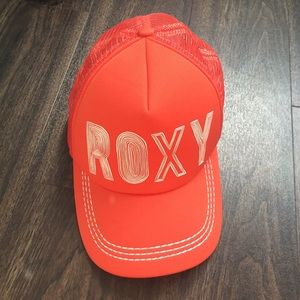 Roxy baseball/trucker hat