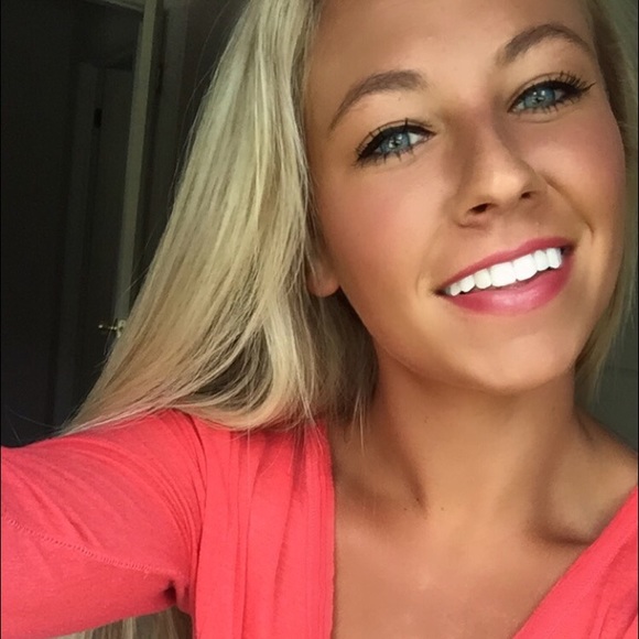 Meet your Posher, Megan - Picture 1 of 1