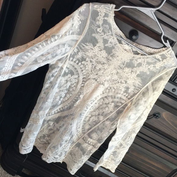 Lace Pullover - Picture 2 of 2