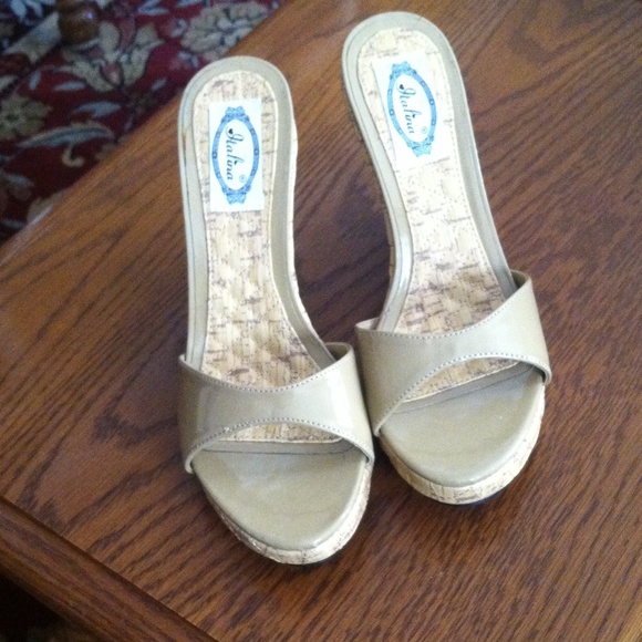 Brown wedges