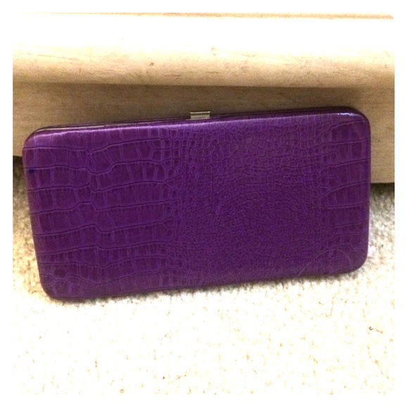 Large purple wallet
