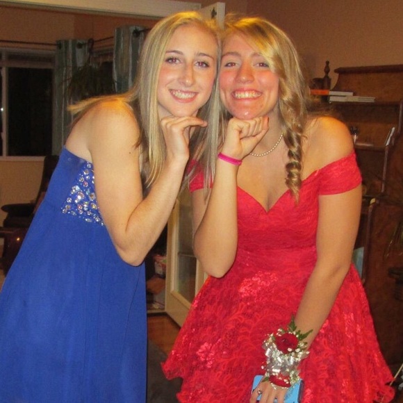 Meet your Posher, Haley - Picture 1 of 1