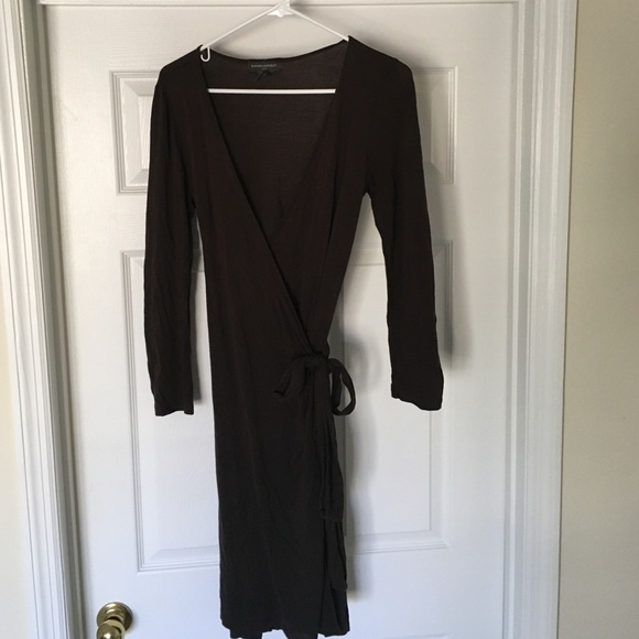 Banana Republic brown wrap dress