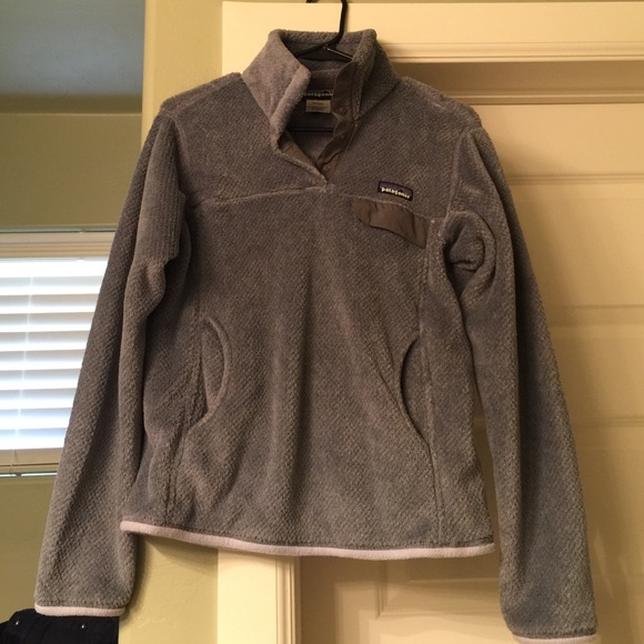 Dolphin Grey Patagonia with Light Lavender Trim