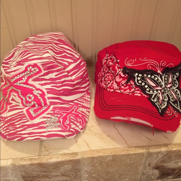 Baseball caps - Picture 2 of 3