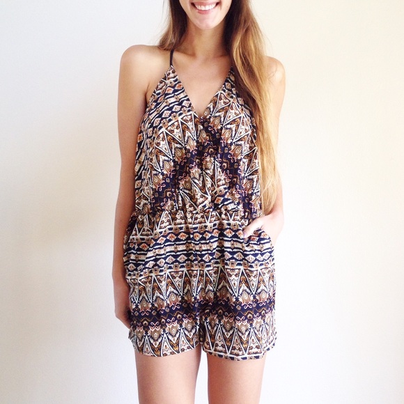 FLASH SALE • LAST ITEM | new | surplice romper - Picture 3 of 4