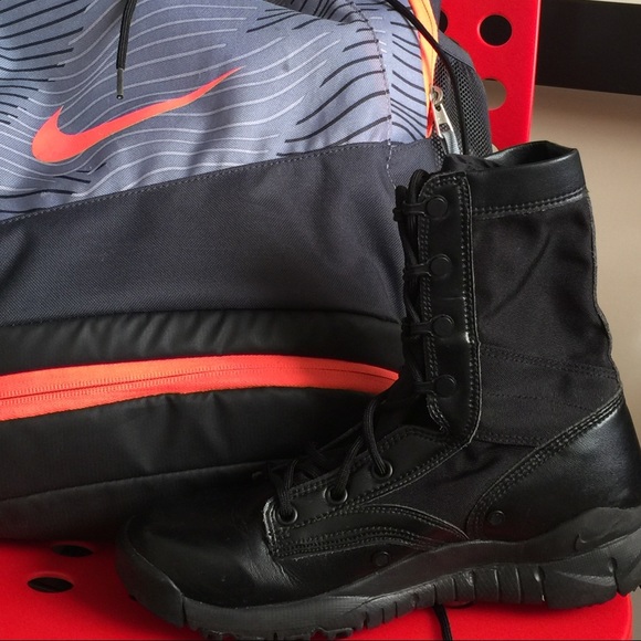 Nike Boots