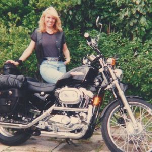 Meet your Posher, Cara