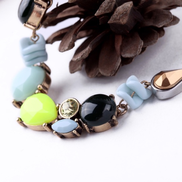 SALE‼️ Spring Break Hottie Bracelet - Picture 2 of 4