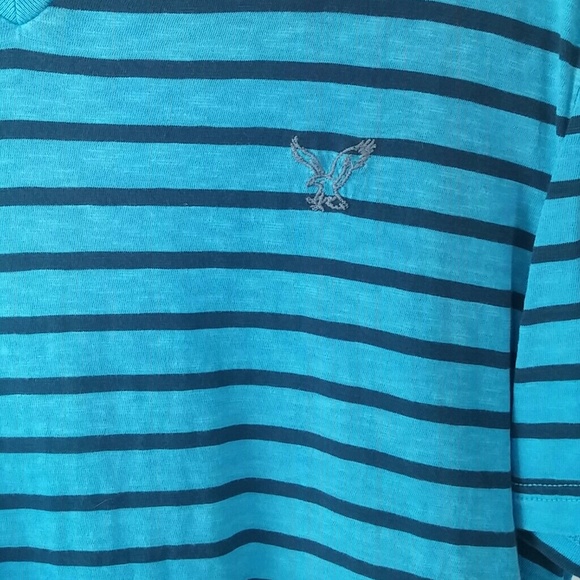 American Eagle Outfitters V-neck tee - Picture 2 of 3