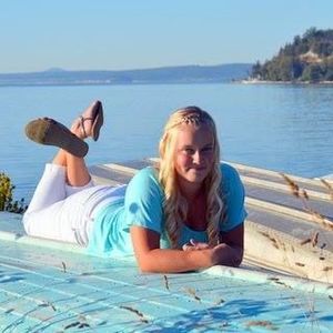 Meet your Posher, Abby