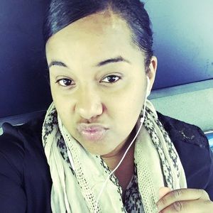 Meet your Posher, Leydi