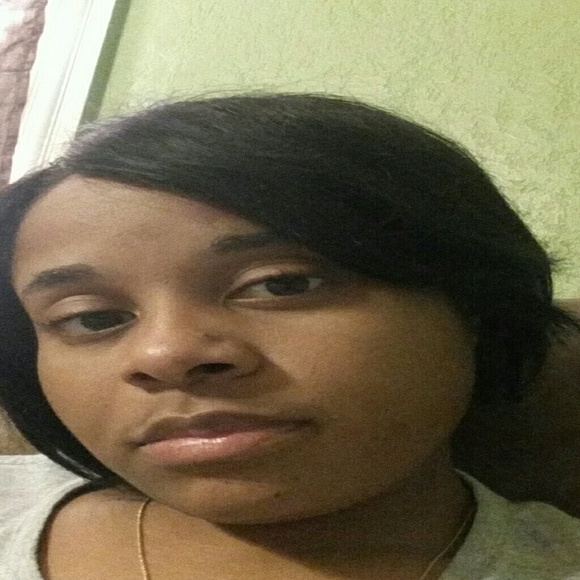 Meet your Posher, Teneasha