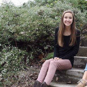 Meet your Posher, Mallory