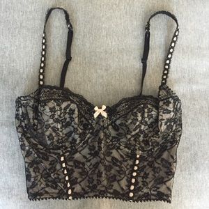 TOPSHOP - 32C Bra - Black lace with pink detail
