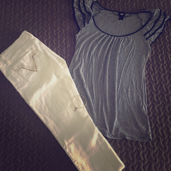 White Skinny jeans and H&M top