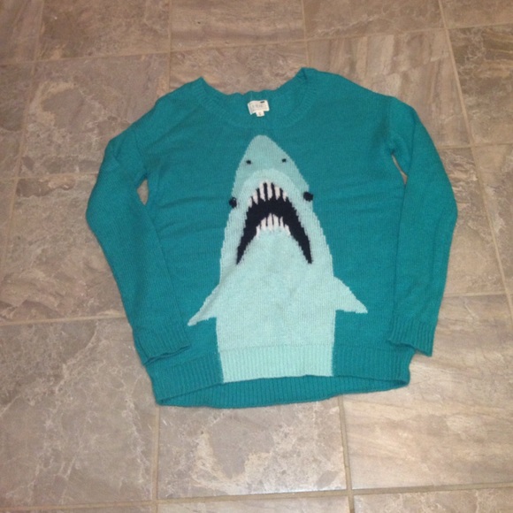 LA Hearts shark sweater
