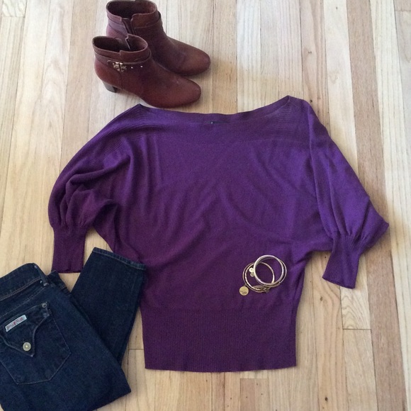 💜 Gorgeous Purple Sweater 💜 - Picture 1 of 3