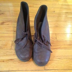 | Donated | Brown leather made booties