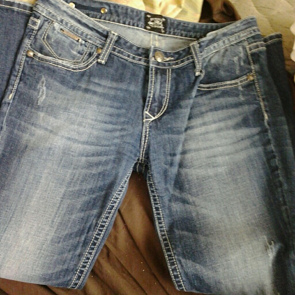 Jeans - Picture 2 of 4