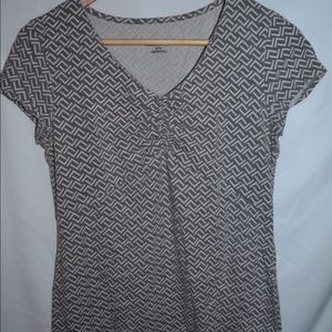 Grey geometric shirt