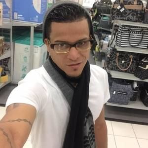 Meet your Posher, Antonio