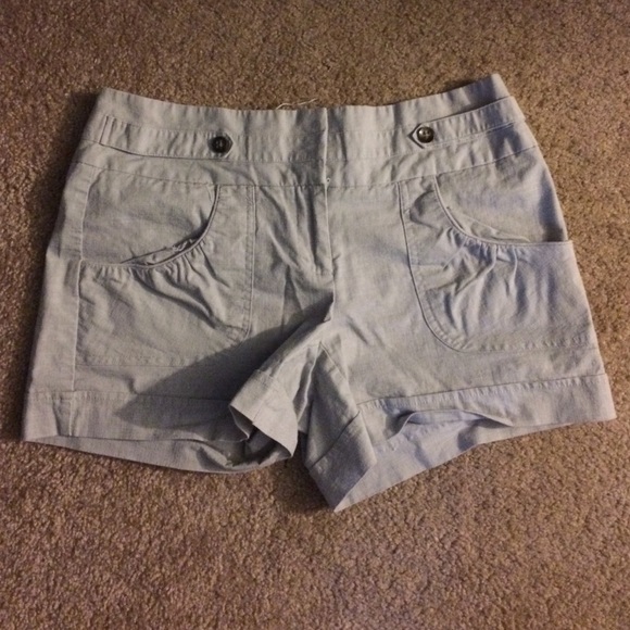 Grey Maurice's shorts