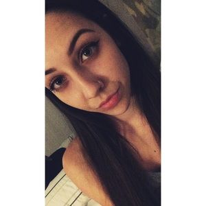 Meet your Posher, Victoria