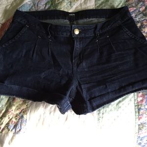 Shorts size 8