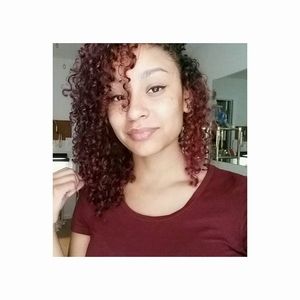 Meet your Posher, Denisha