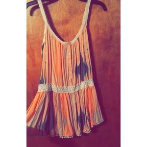 Peplum lace detailed top