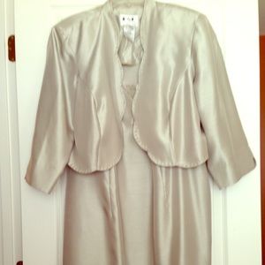 Plus Size 18w Formal Two Piece Dress