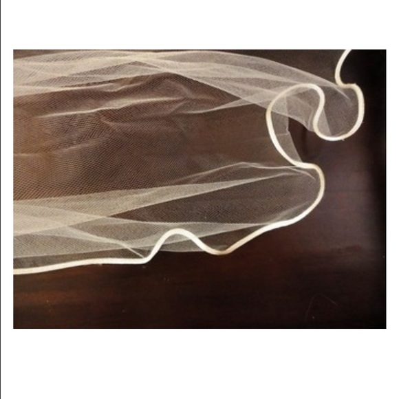 Kleinfeld Bridal Custom Veil - Picture 3 of 3