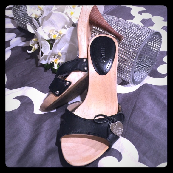 Guess high heel sandals