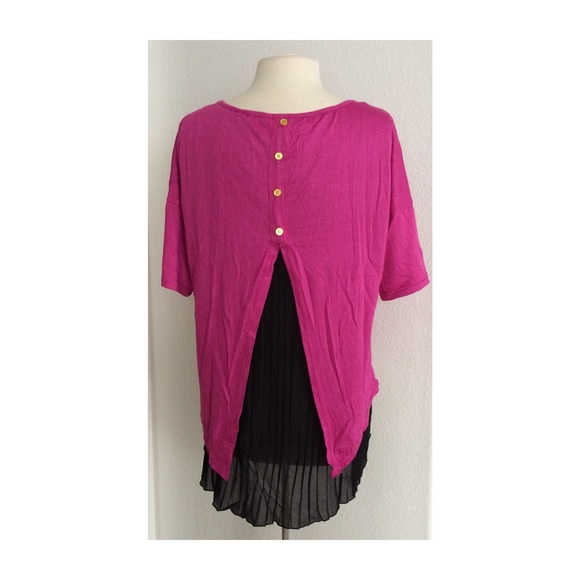 3 LEFT! (Plus) Pink/ black top - Picture 3 of 3