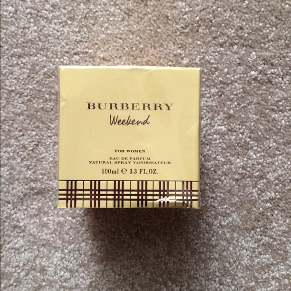 Burberry weekend edp for women