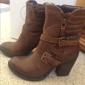 New, never worn Steve Madden booties