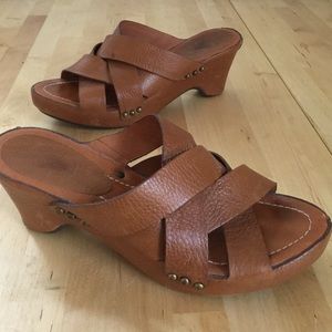 Frye leather clog sandals 7.5 B