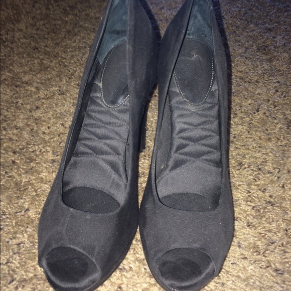 velvet heels
