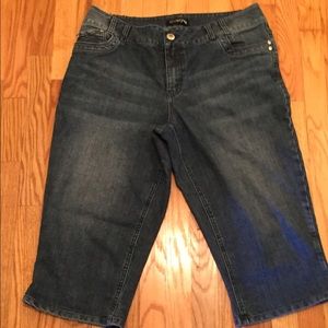 Lane Bryant capris