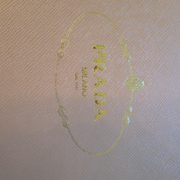 Meet your Posher, Annie