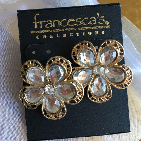 Francesca's flower stud earrings, never worn! - Picture 3 of 3