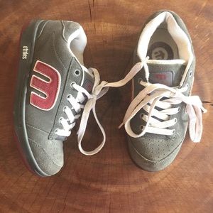 etnies Novice W Skate Shoe Gray size 6