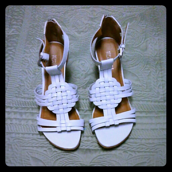 Kenneth Cole Reaction Shoes - SOLD IN BUNDLE! Gorgeous White Wedge Sandals