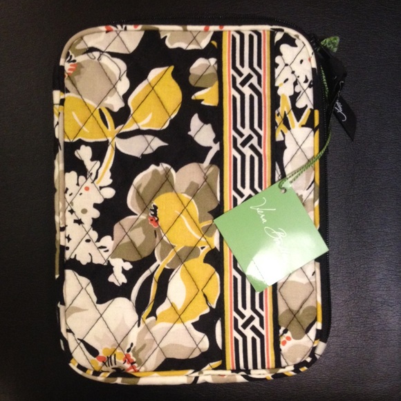 New Vera Bradley sleeve