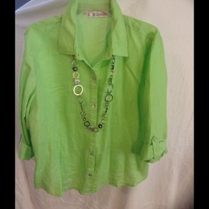 Button down shirt size large